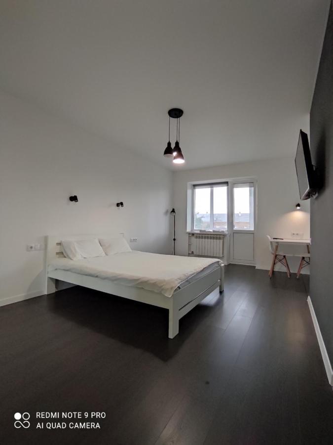 White Apartment Poltava Dış mekan fotoğraf
